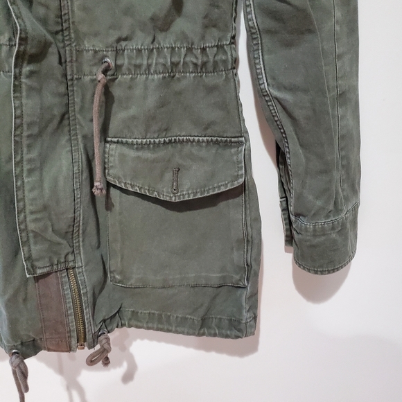 Aritzia TNA Talula army Green trooper jacket xxs - Picture 3 of 11